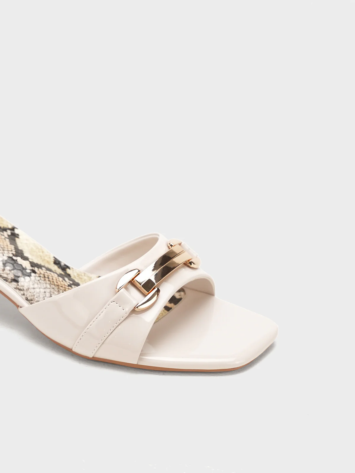 Women "JADON" Slip On Block Heel Sandals - Image 7