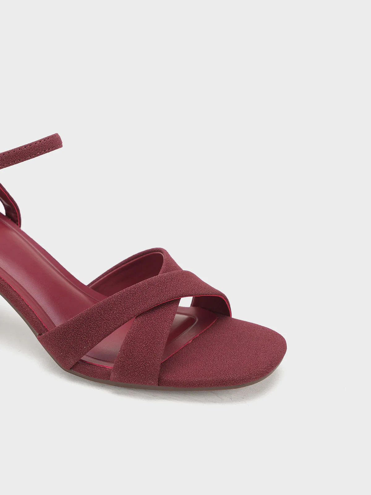 Women "JEFFREY" Block Heel Buckle Sandals - Image 7