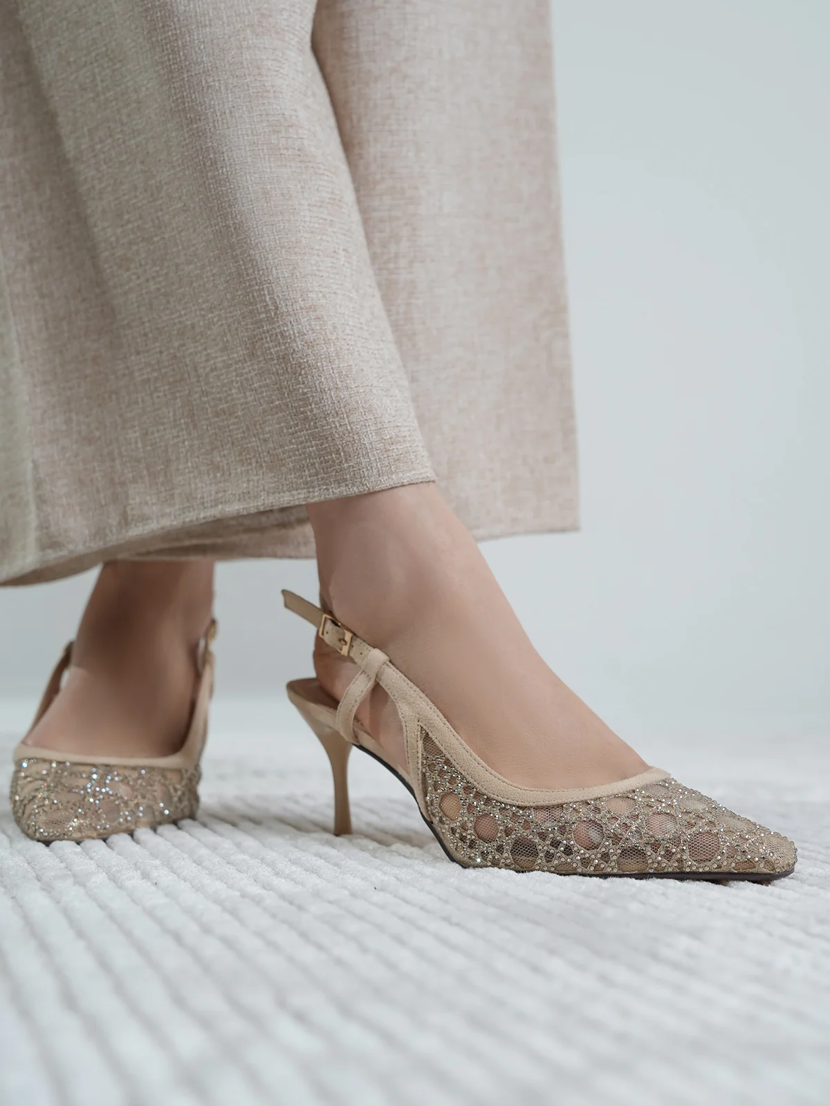 Women "JEROLD" Embellished Detailing Sandals - Image 3