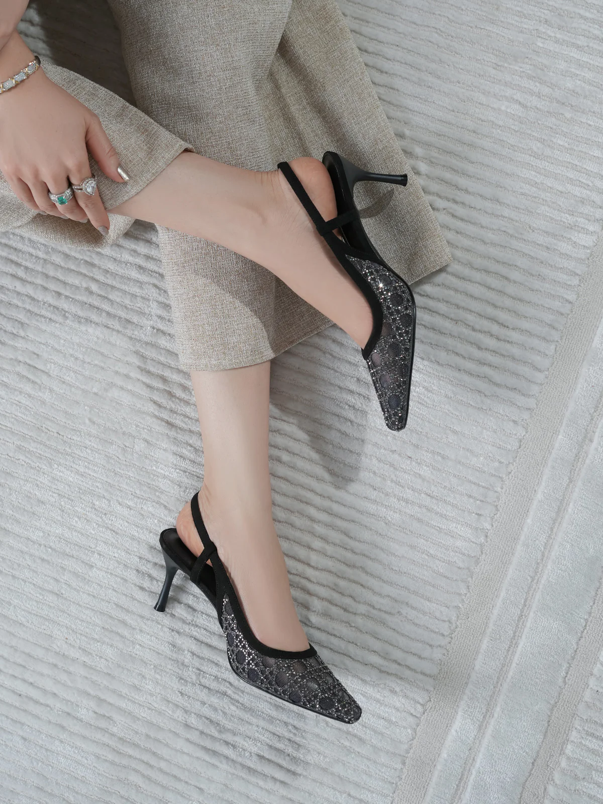 Women "JEROLD" Embellished Detailing Sandals - Image 3