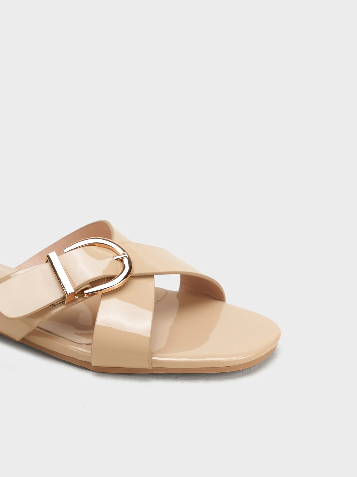 Women "JOHSN" Simple Stylish Slippers - Image 5