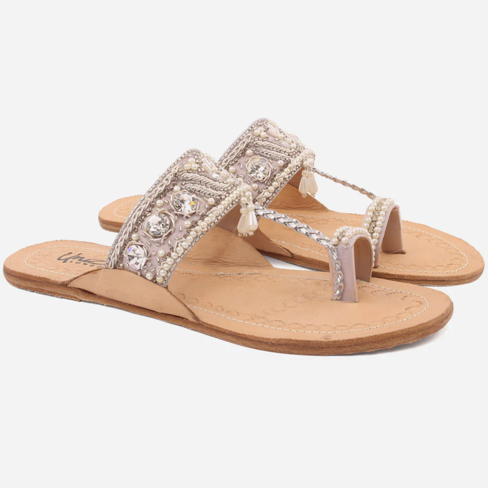 Women "MABEL" Stylish Kolhapuri Slippers - Image 2