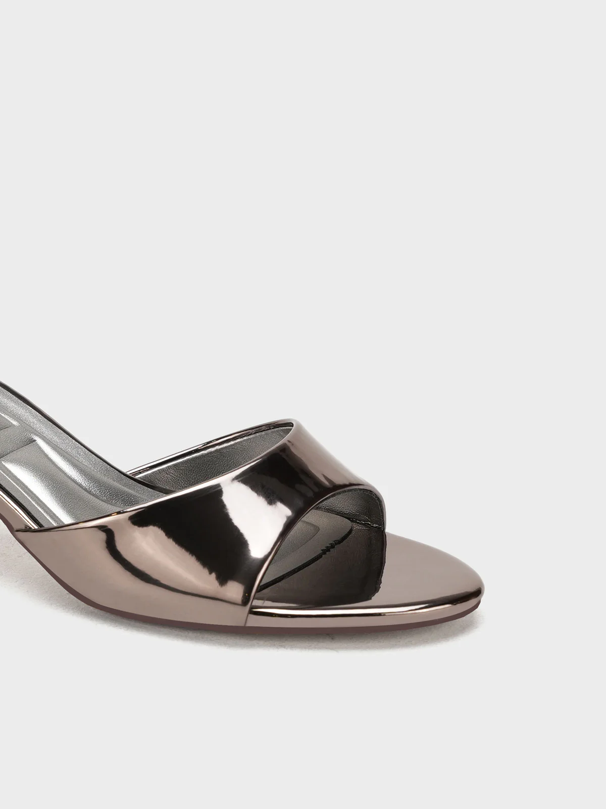 Women "SERITA" Elegant Kitten Heel - Image 4