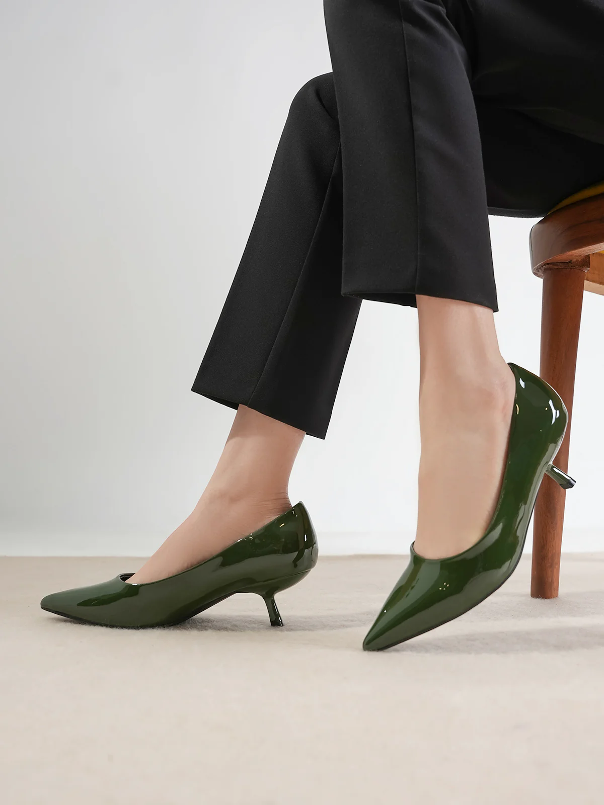 Women "SUTEKH" Low Heel Casual Courts - Image 10