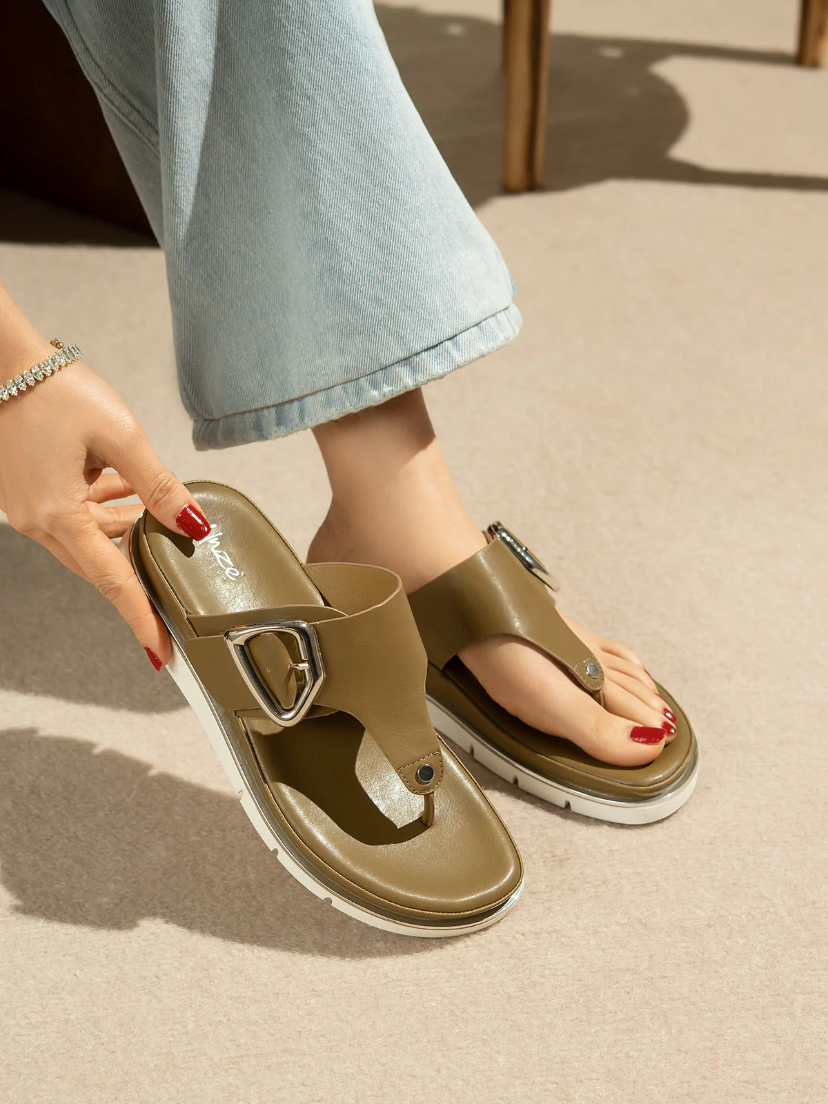 Women "TAFARI" Stylish Look Comfort Slippers - Image 3
