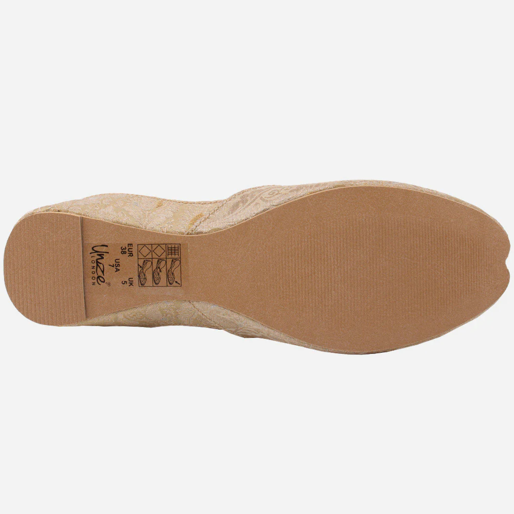 Women "TALLIE" Indian Khussa Pumps - Image 5