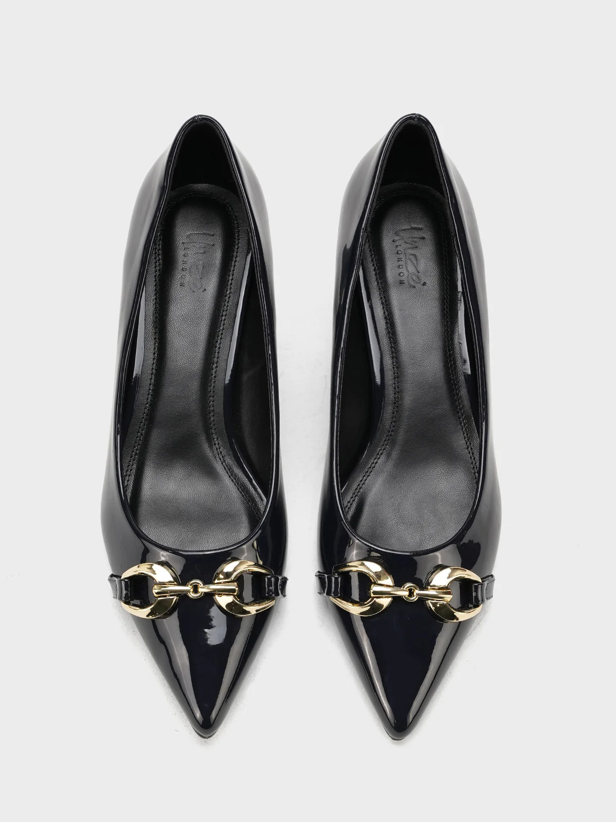Women "TAURED" Causal Smooth Courts - Image 9