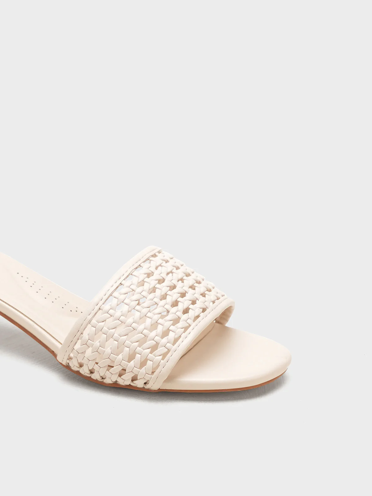 Women "TRACE" Casual Low Heel Sandals - Image 4