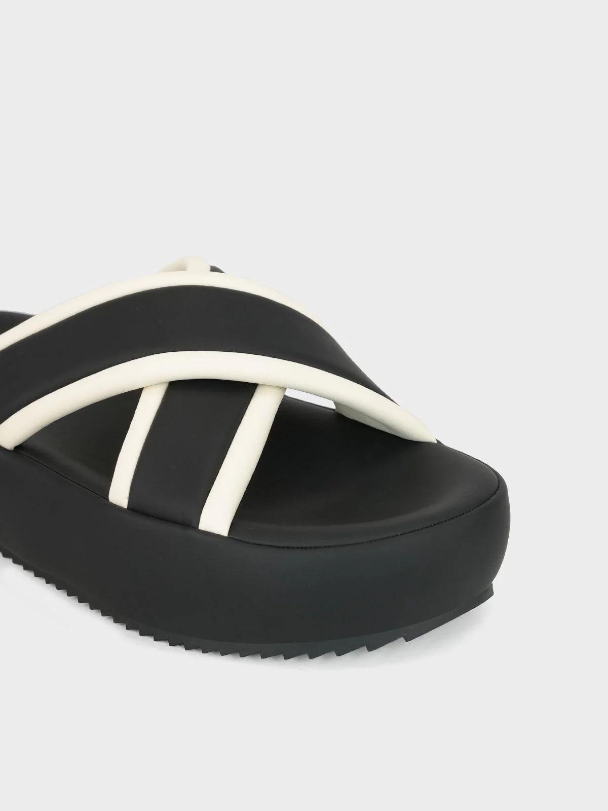 Womens "BOWIE" Cross Over Design Slippers - Image 6