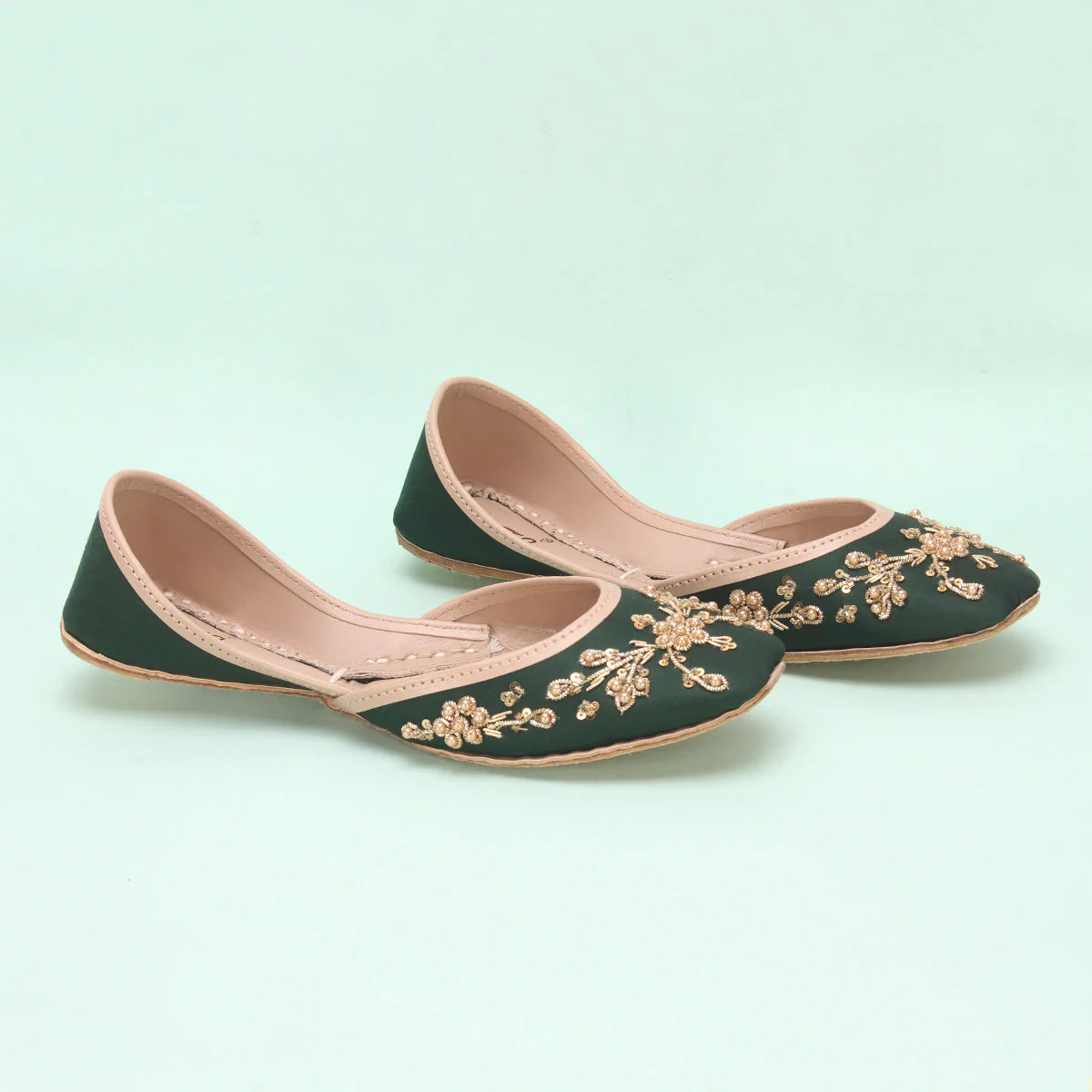 Women's "CADFAN" Embellished Khussa - Image 6