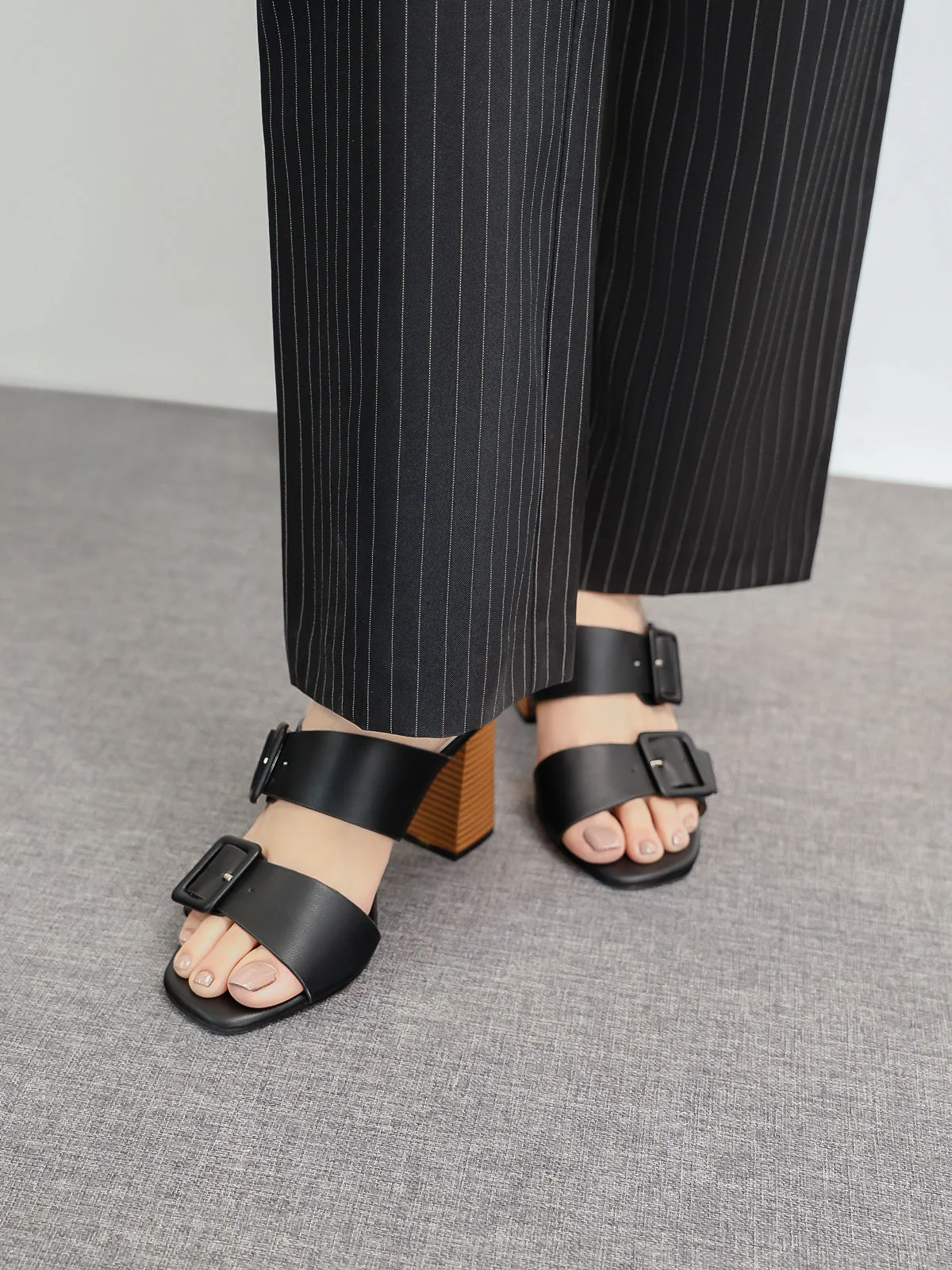 Womens "Chantria" Block Heel Sandals