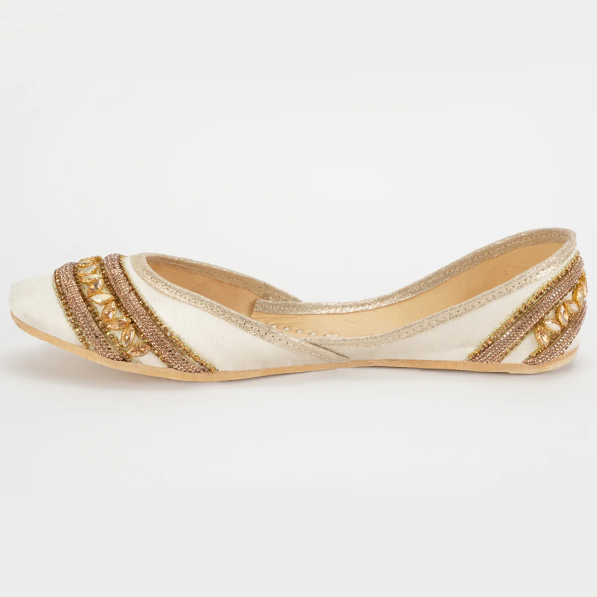 Women's "KEISIA" Embroidered Khussa - Image 3