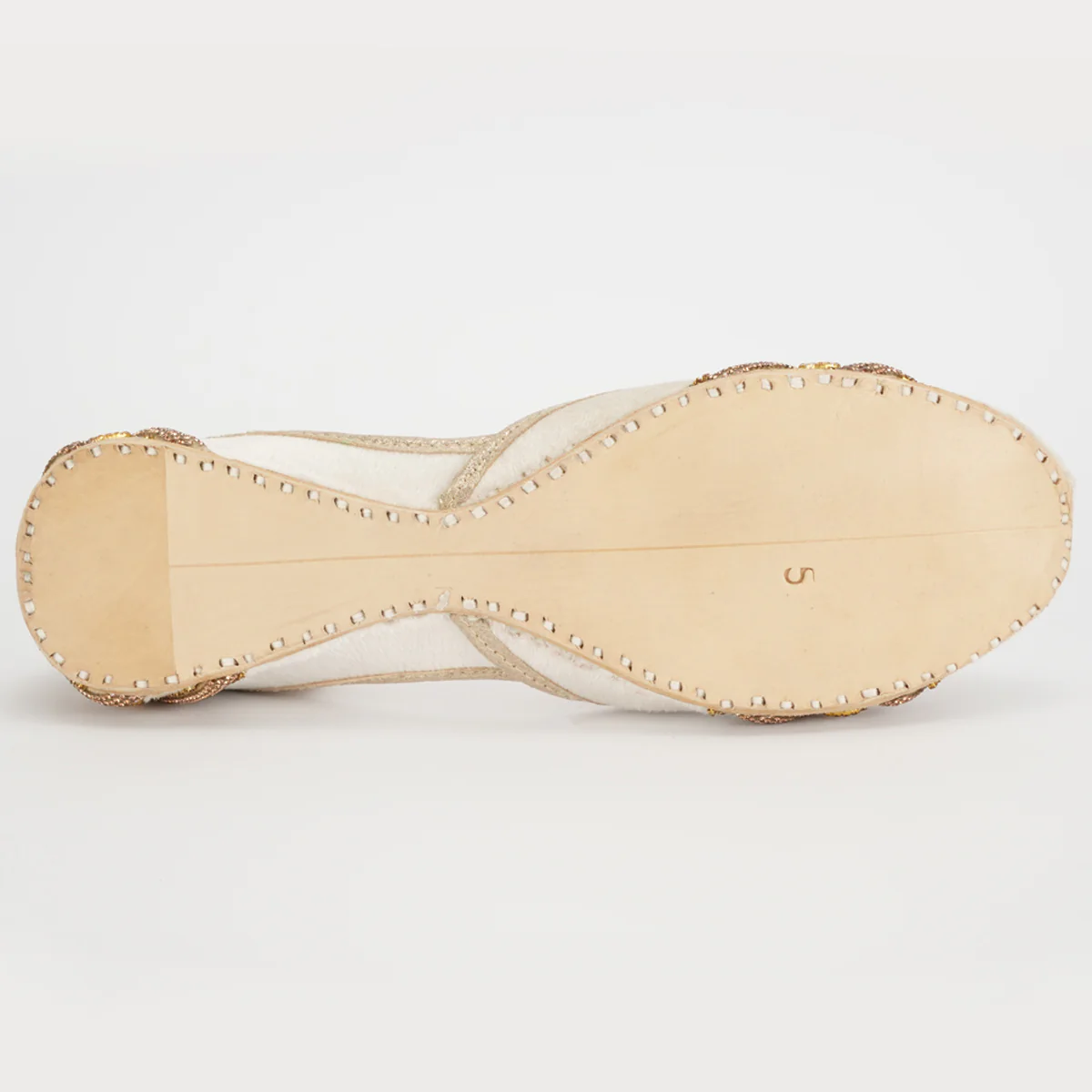 Women's "KEISIA" Embroidered Khussa - Image 5