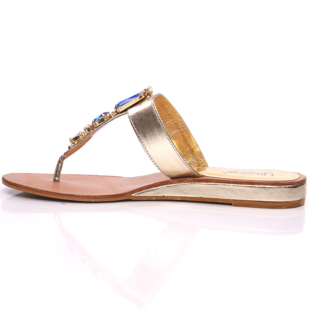 Womens Large Stones Flat Thong Sandal - Image 3