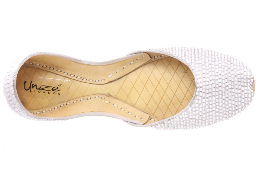 Womens Leather Indian Khussa Pumps - Image 4