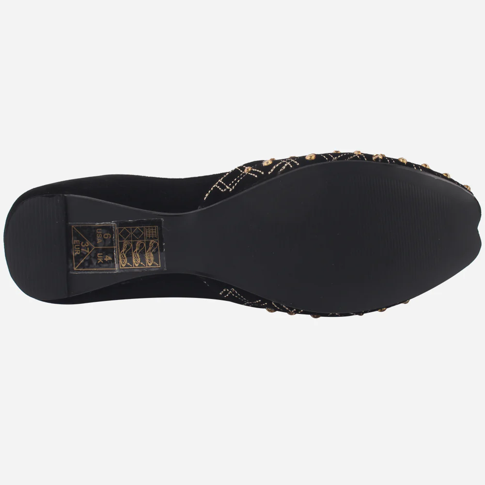 Women's "LOWERA" Embellished Leather Indian Khussa - Image 5