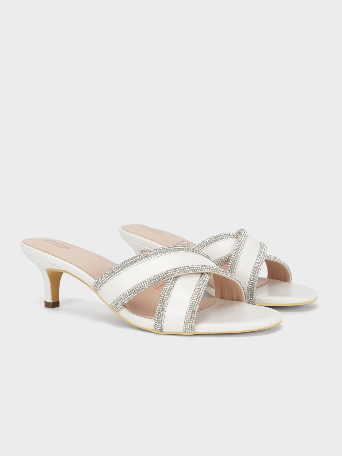 Women's "NOIRION" Cross Over Sandals - Image 2