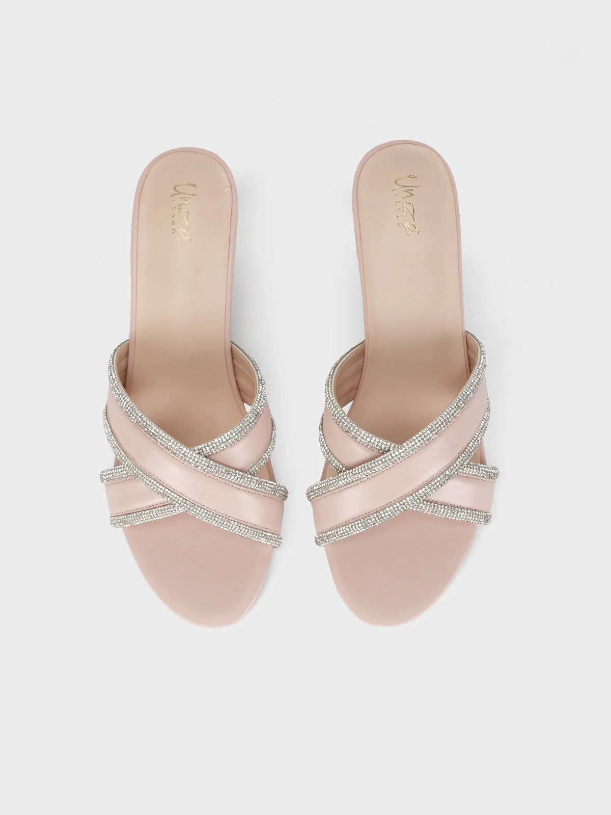 Women's "NOIRION" Cross Over Sandals - Image 5