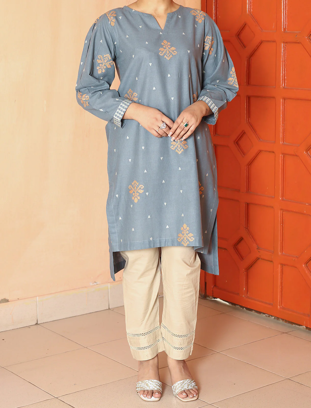 Women's "SASKA" Plain Khaddar Stitched Shirt
