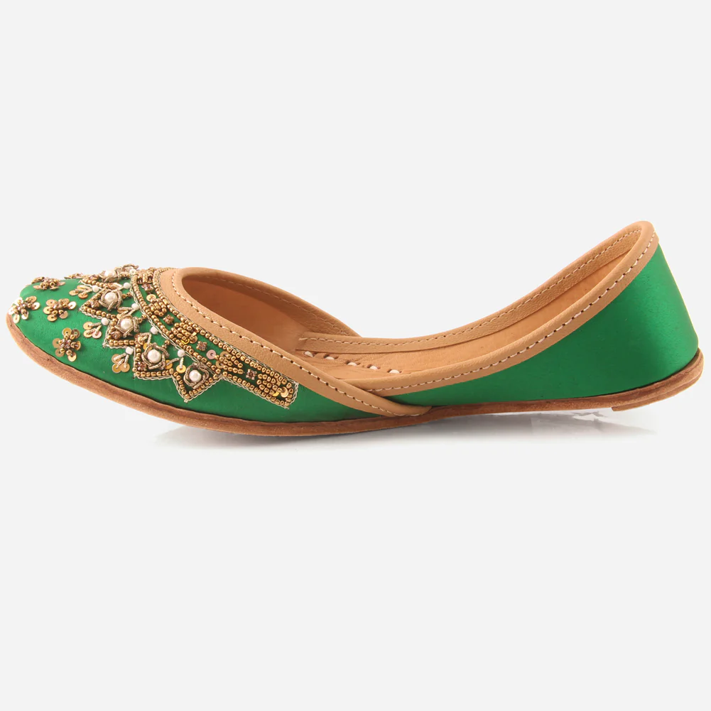 Womens "STEPHANIE"Embroidered Handcrafted Indian Khussa - Image 3