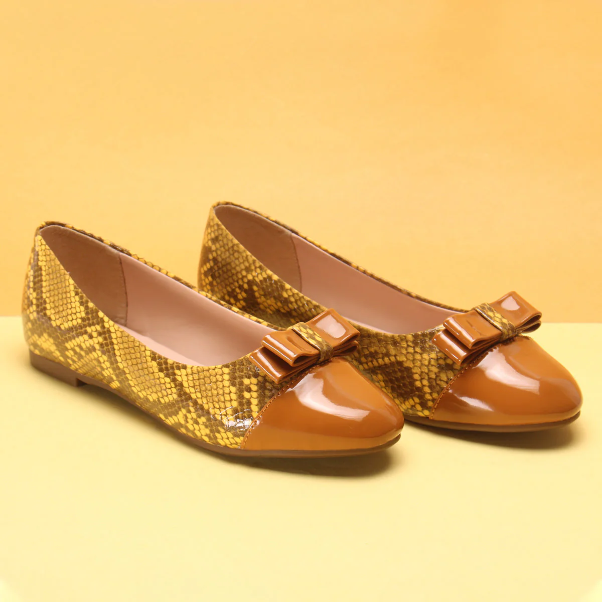 Women's "SUFRIA" Stylish Casual Pumps - Image 6