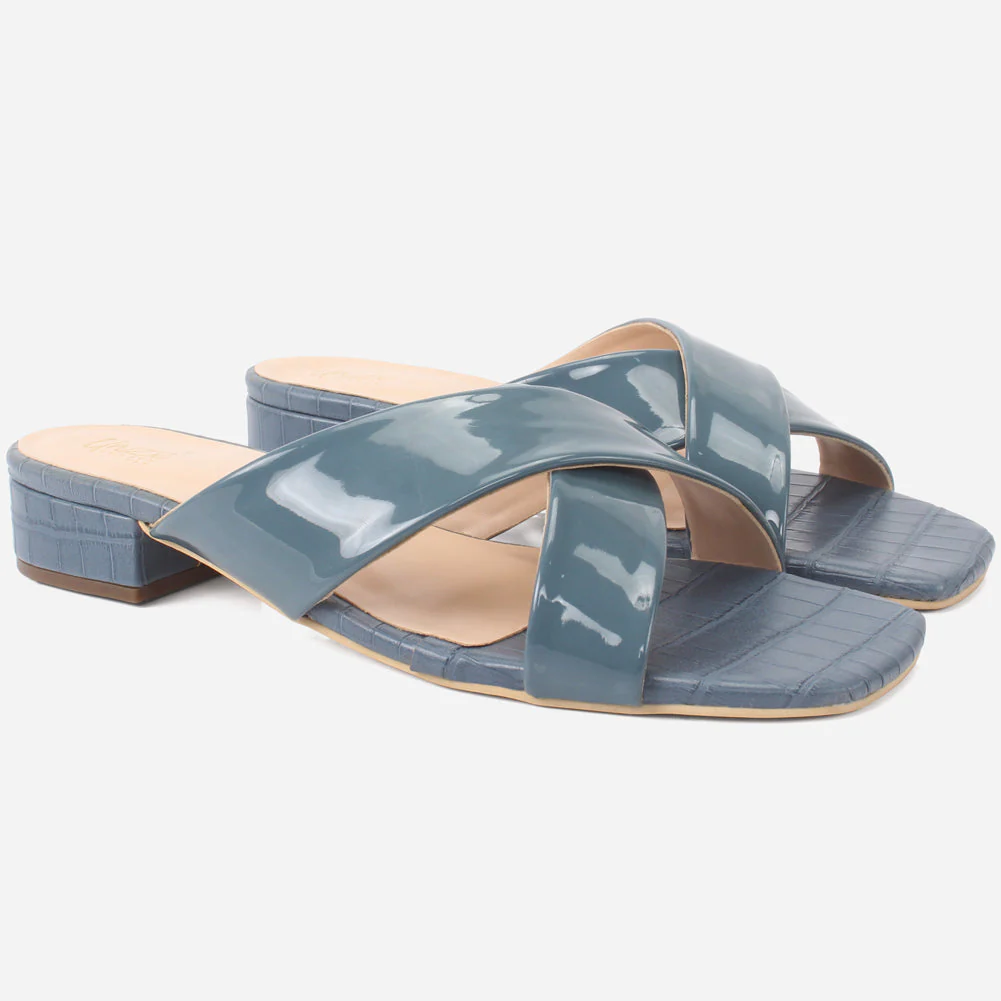 Womens "ZUHAI" Shimmery Everyday Slip-ons Shoes - Image 2