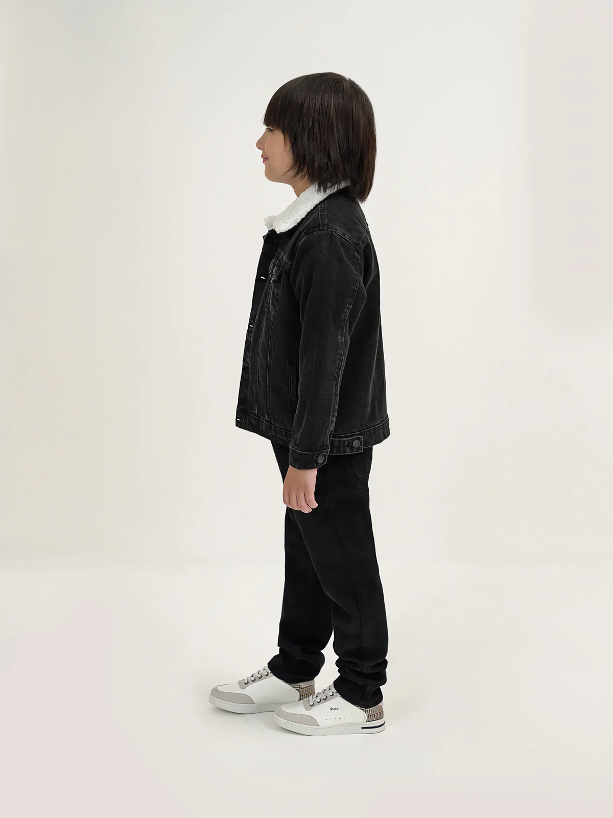 "ZAROON" Front Button Denim Jacket - Image 3